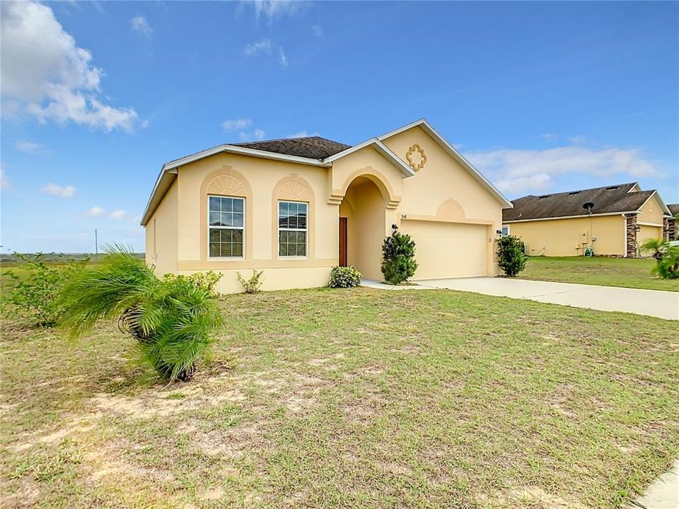 En Venta: $249,999 (3 camas, 2 baños, 1634 Pies cuadrados)