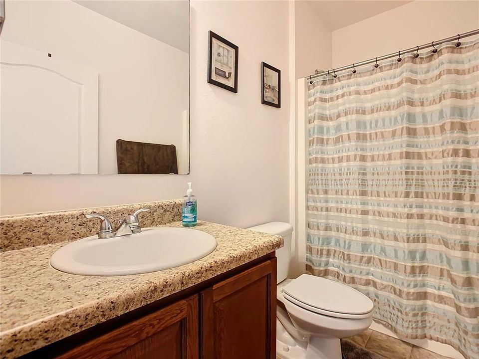 En Venta: $249,999 (3 camas, 2 baños, 1634 Pies cuadrados)