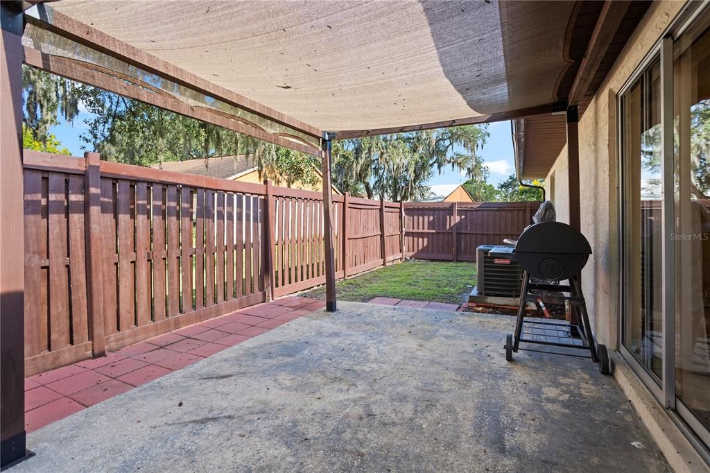 For Sale: $280,000 (2 beds, 2 baths, 1116 Square Feet)