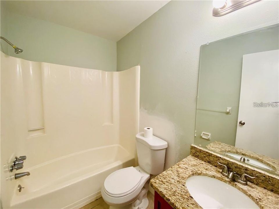 For Rent: $1,250 (2 beds, 2 baths, 1025 Square Feet)