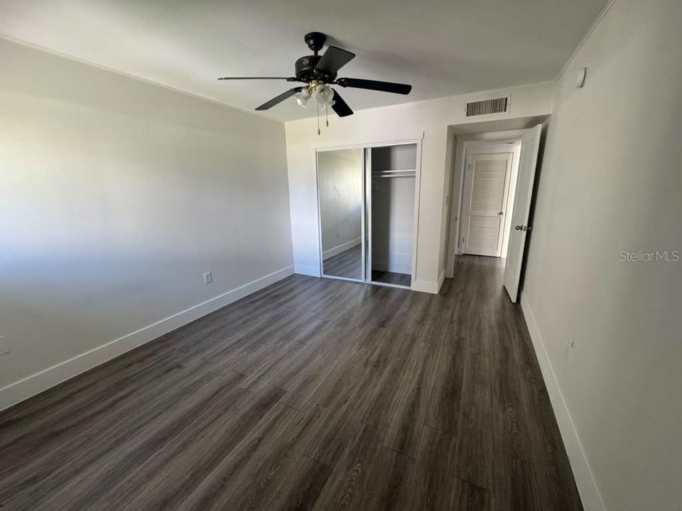 For Sale: $100,000 (1 beds, 1 baths, 785 Square Feet)