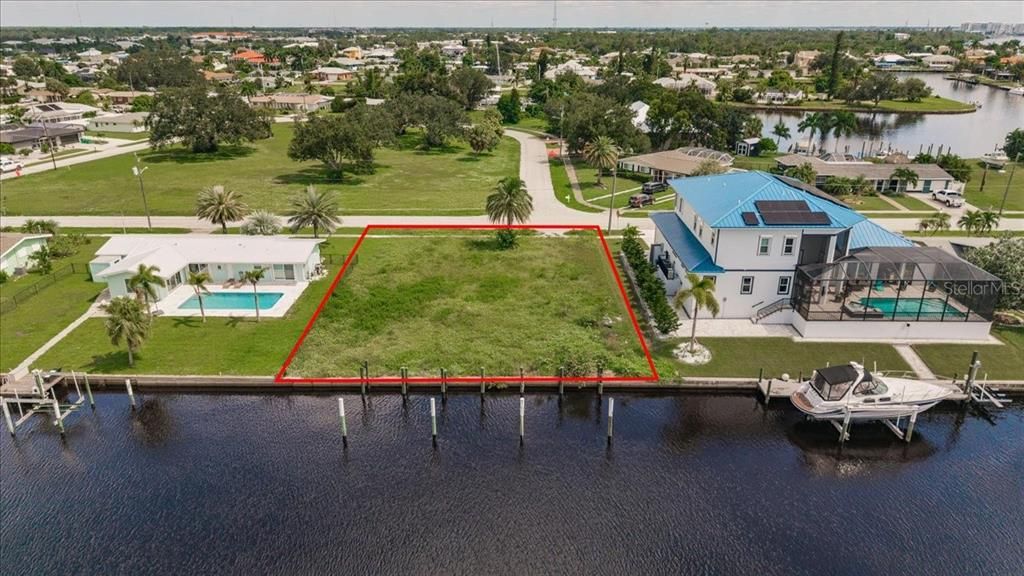 待售: $375,000 (0.29 acres)