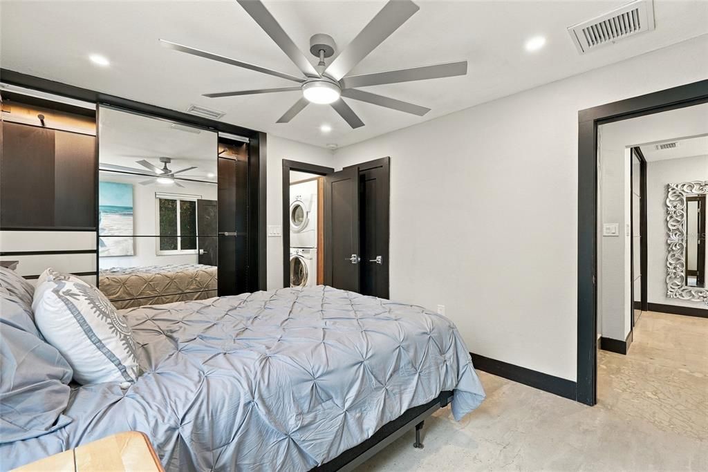 For Rent: $2,950 (2 beds, 2 baths, 1250 Square Feet)