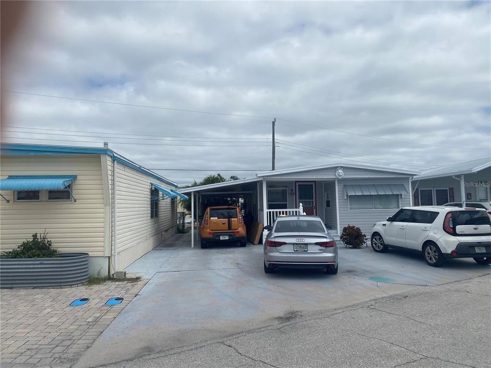 For Rent: $1,400 (2 beds, 1 baths, 780 Square Feet)