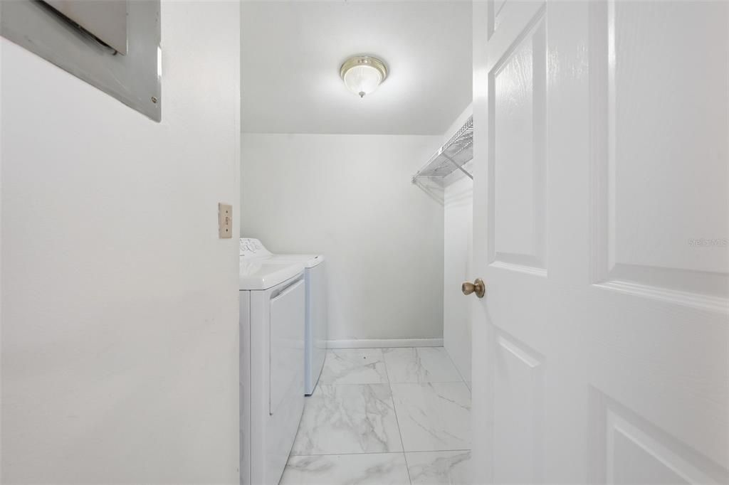 For Rent: $1,400 (2 beds, 2 baths, 1025 Square Feet)