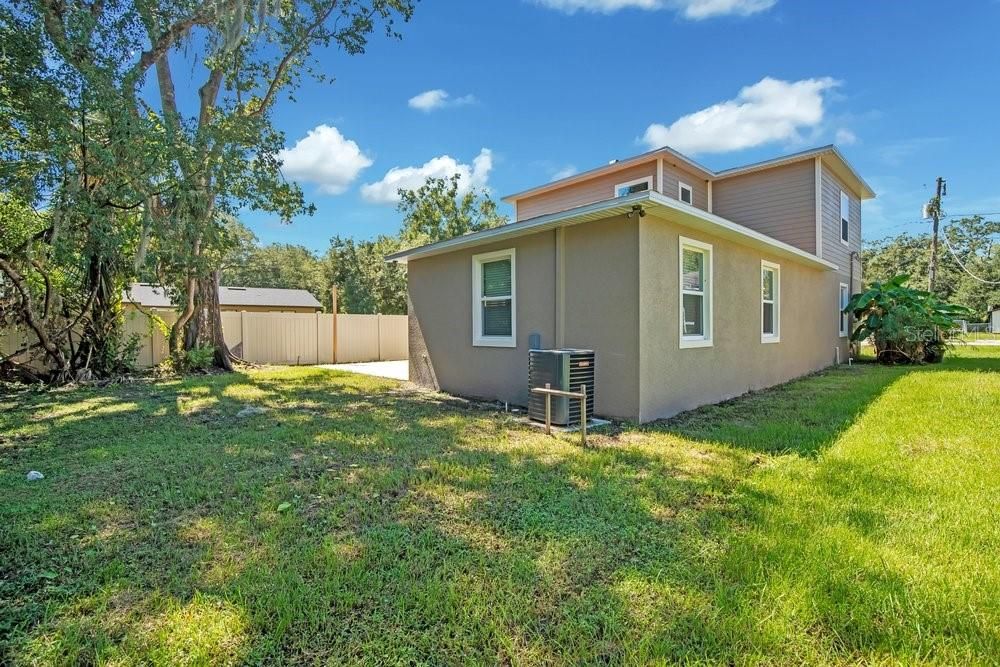 На продажу: $359,000 (4 спален, 2 ванн, 1968 Квадратных фут)