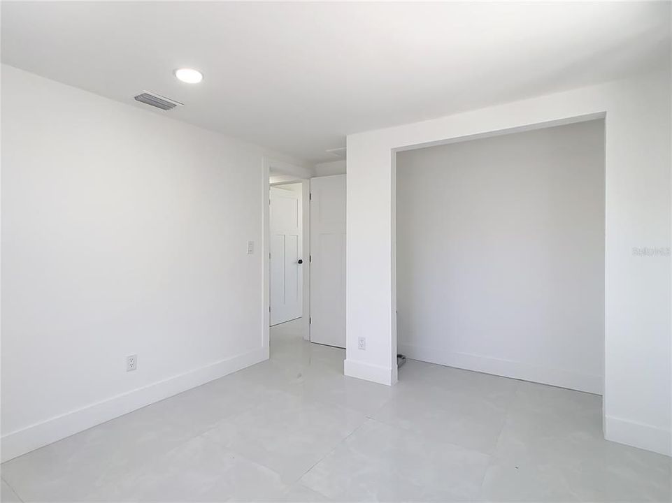 En Renta: $3,100 (3 camas, 2 baños, 1275 Pies cuadrados)