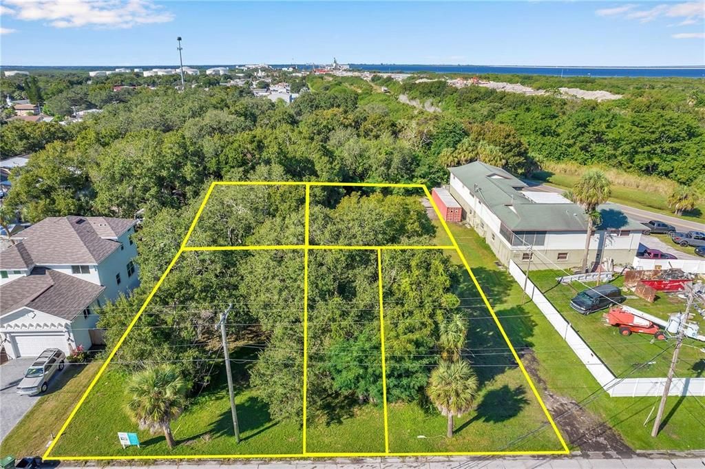 For Sale: $625,000 (0.60 acres)