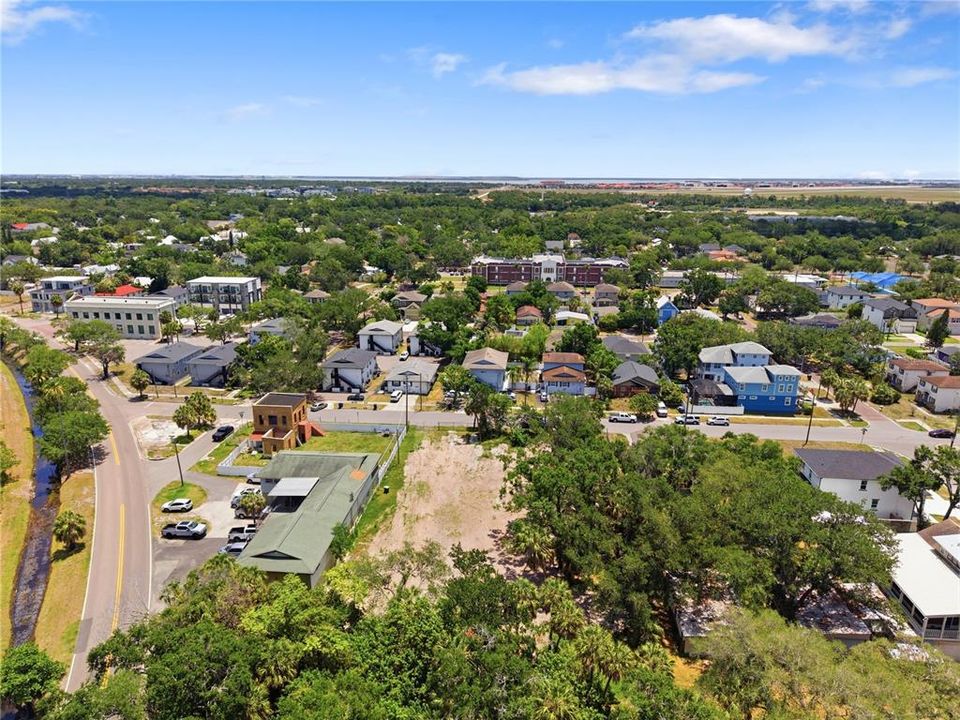 For Sale: $625,000 (0.60 acres)
