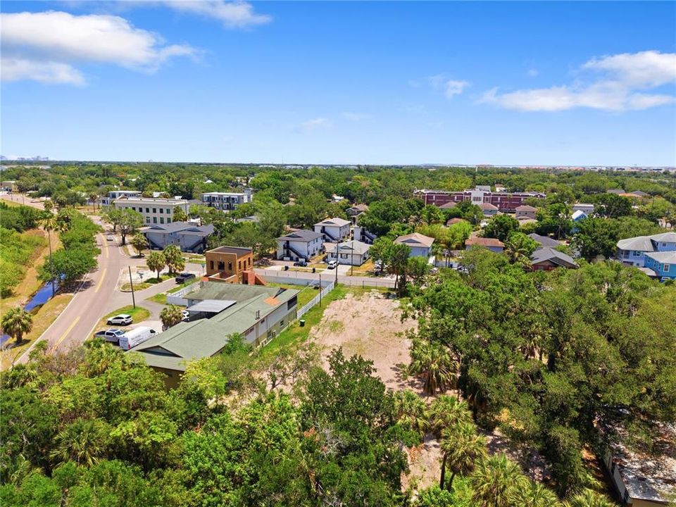 For Sale: $625,000 (0.60 acres)