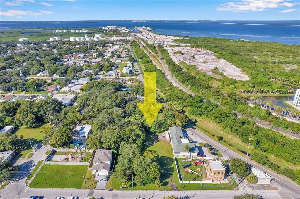 For Sale: $625,000 (0.60 acres)