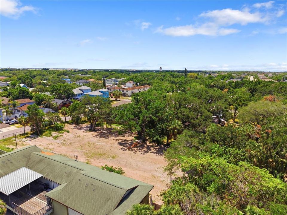 For Sale: $625,000 (0.60 acres)