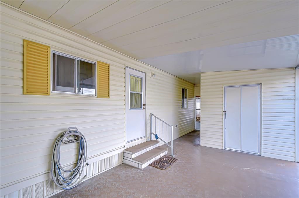 For Sale: $69,900 (2 beds, 1 baths, 672 Square Feet)