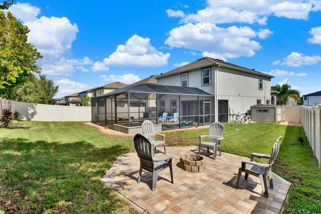 For Sale: $549,900 (4 beds, 2 baths, 2254 Square Feet)