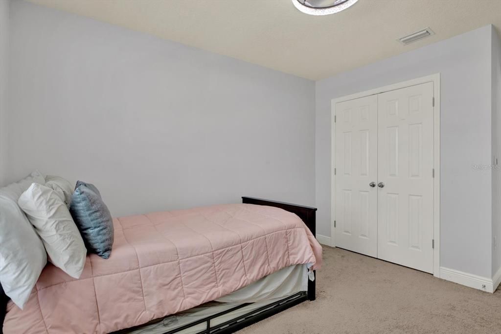 For Sale: $549,900 (4 beds, 2 baths, 2254 Square Feet)