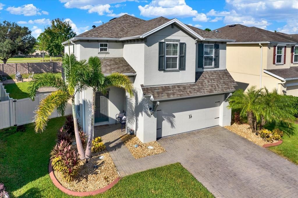 For Sale: $549,900 (4 beds, 2 baths, 2254 Square Feet)
