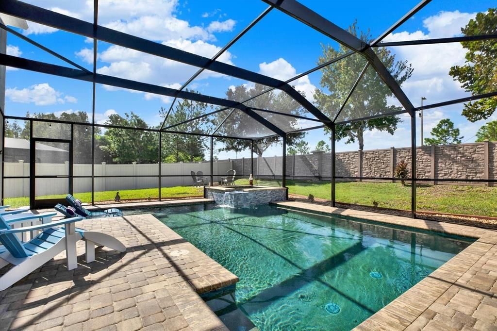 For Sale: $549,900 (4 beds, 2 baths, 2254 Square Feet)
