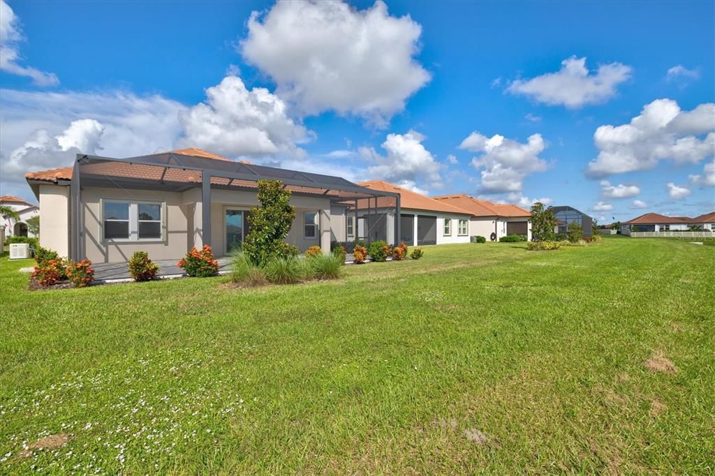 En Venta: $575,000 (3 camas, 3 baños, 2651 Pies cuadrados)