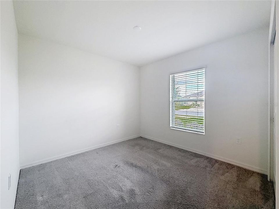 В аренду: $2,150 (4 спален, 2 ванн, 1696 Квадратных фут)