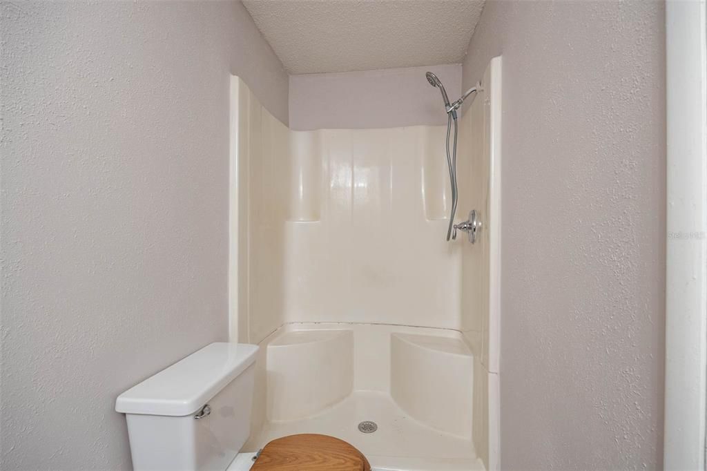 Activo con contrato: $312,000 (3 camas, 2 baños, 1274 Pies cuadrados)