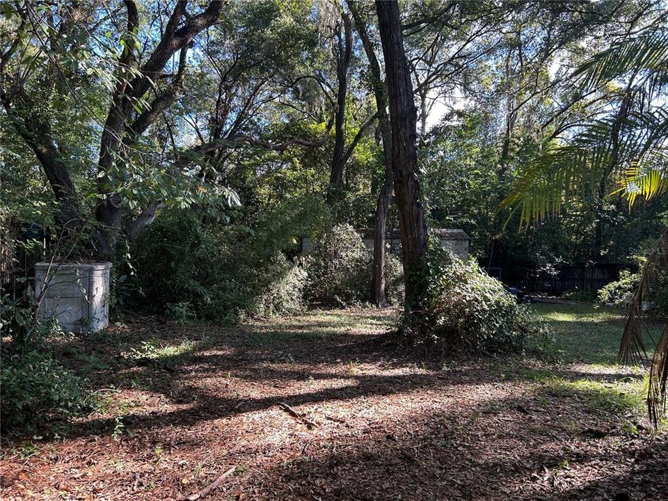 For Sale: $190,000 (3 beds, 2 baths, 1568 Square Feet)