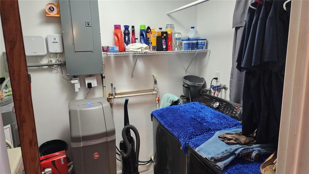 На продажу: $269,999 (3 спален, 2 ванн, 1464 Квадратных фут)