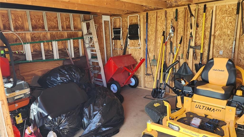 На продажу: $269,999 (3 спален, 2 ванн, 1464 Квадратных фут)