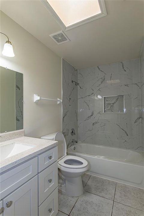 For Rent: $2,300 (2 beds, 2 baths, 1006 Square Feet)
