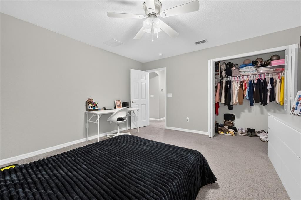 For Sale: $520,000 (4 beds, 3 baths, 3137 Square Feet)