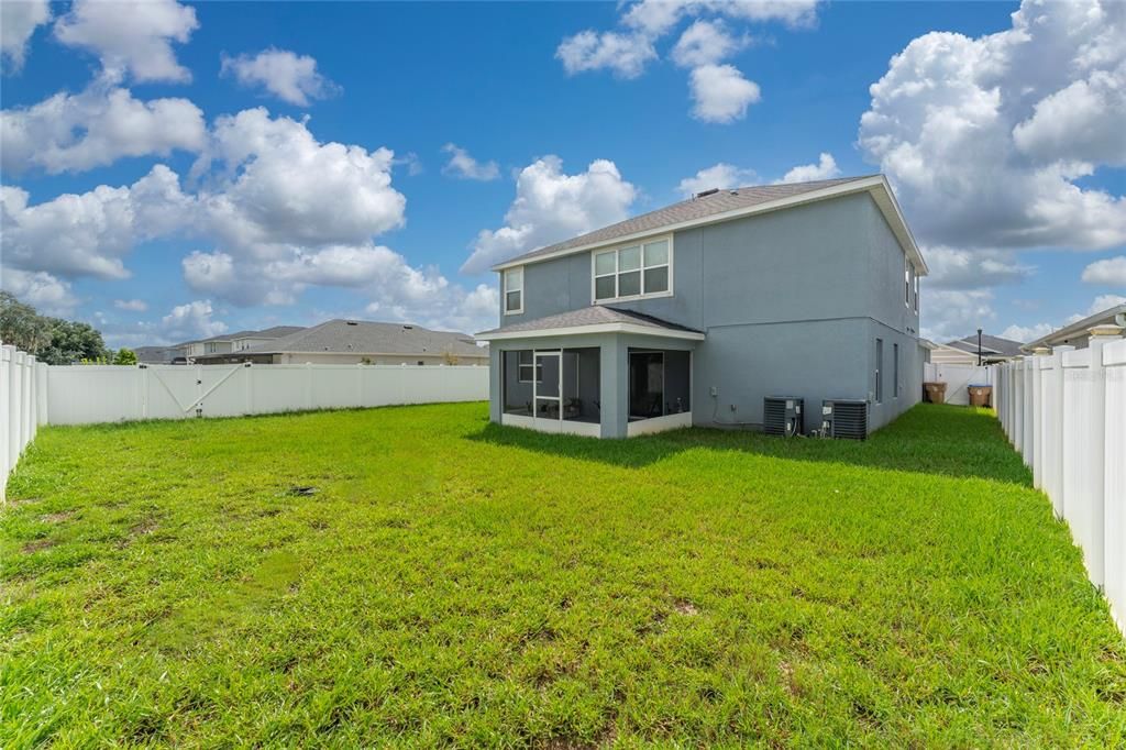 For Sale: $520,000 (4 beds, 3 baths, 3137 Square Feet)