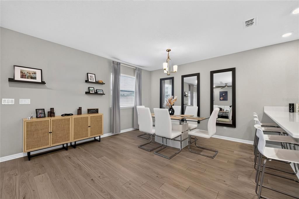 For Sale: $520,000 (4 beds, 3 baths, 3137 Square Feet)