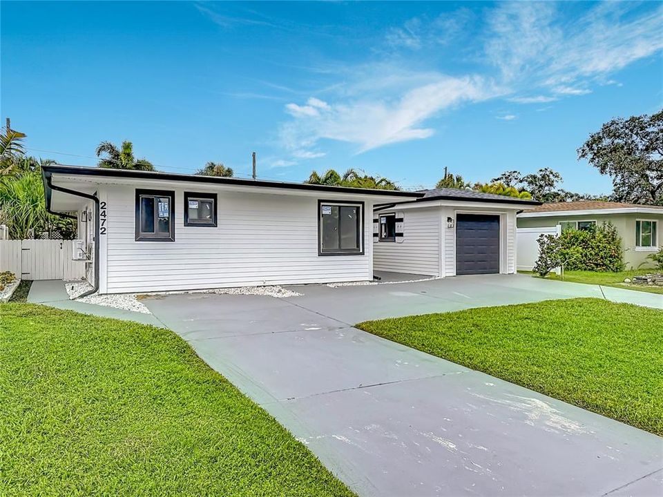 For Rent: $3,400 (3 beds, 3 baths, 1636 Square Feet)