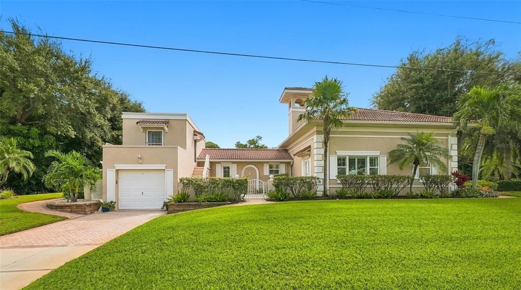 En Venta: $2,850,000 (5 camas, 5 baños, 3608 Pies cuadrados)