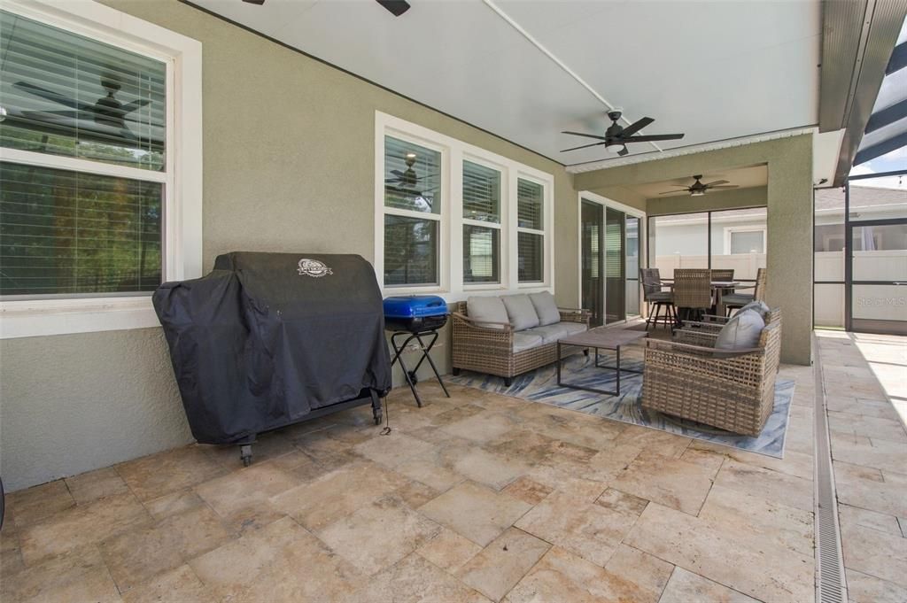 For Sale: $850,000 (5 beds, 4 baths, 3975 Square Feet)