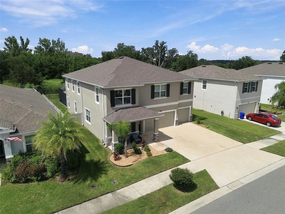 For Sale: $850,000 (5 beds, 4 baths, 3975 Square Feet)