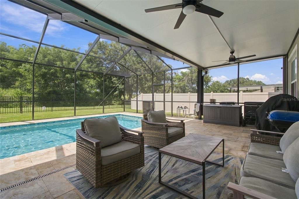 For Sale: $850,000 (5 beds, 4 baths, 3975 Square Feet)