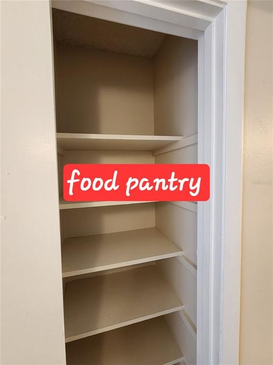 For Rent: $1,200 (1 beds, 1 baths, 638 Square Feet)