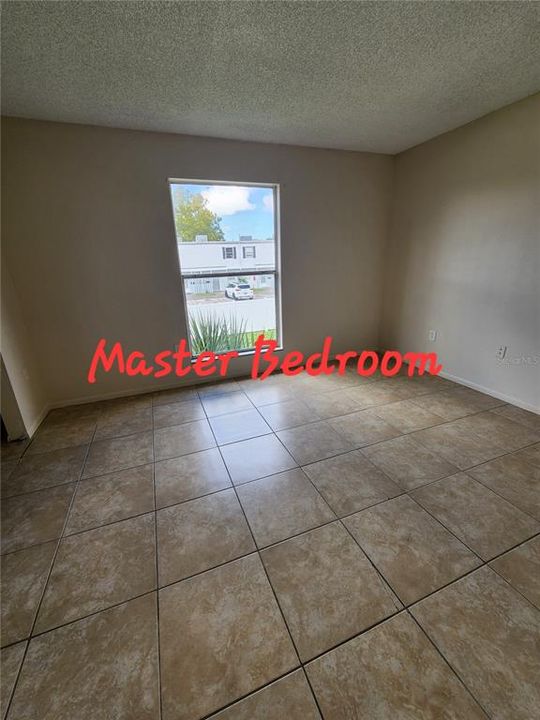 For Rent: $1,200 (1 beds, 1 baths, 638 Square Feet)