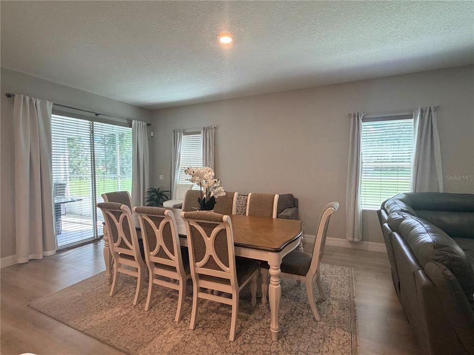 For Sale: $349,977 (4 beds, 3 baths, 1993 Square Feet)