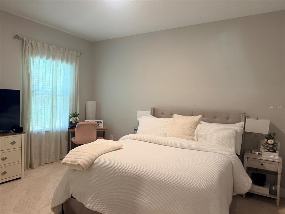 For Sale: $349,977 (4 beds, 3 baths, 1993 Square Feet)