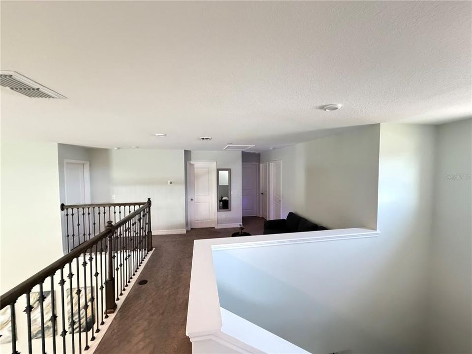 For Rent: $3,200 (5 beds, 3 baths, 3215 Square Feet)