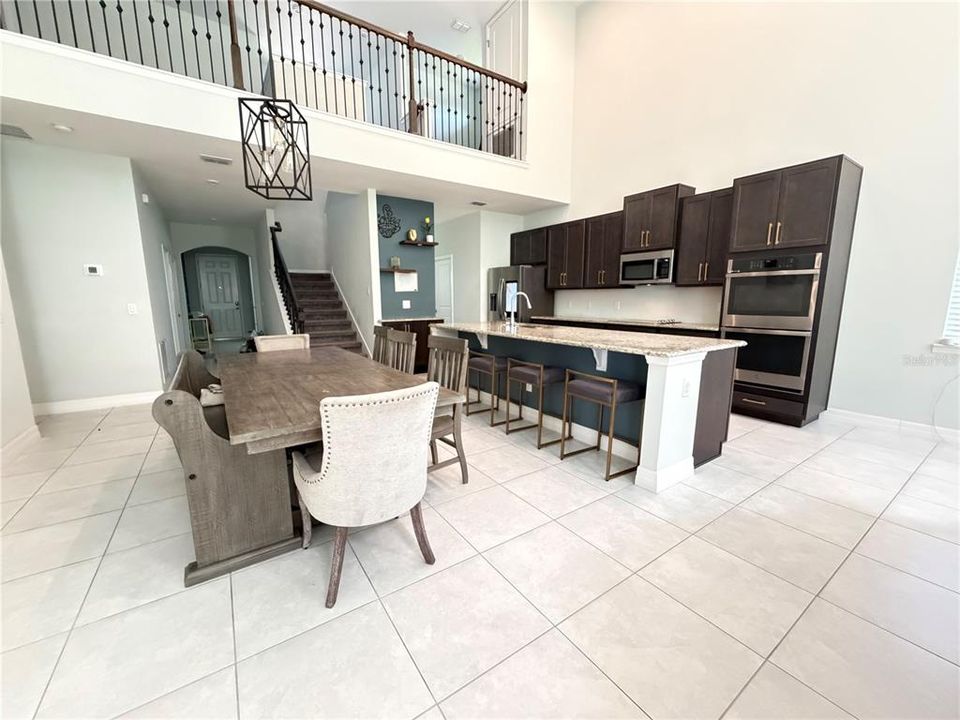 For Rent: $3,200 (5 beds, 3 baths, 3215 Square Feet)