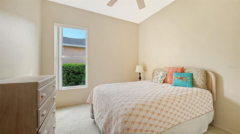 For Sale: $525,000 (3 beds, 2 baths, 2039 Square Feet)