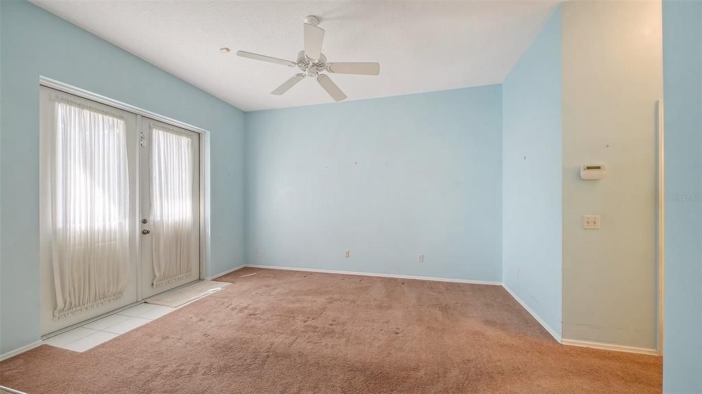 For Sale: $525,000 (3 beds, 2 baths, 2039 Square Feet)