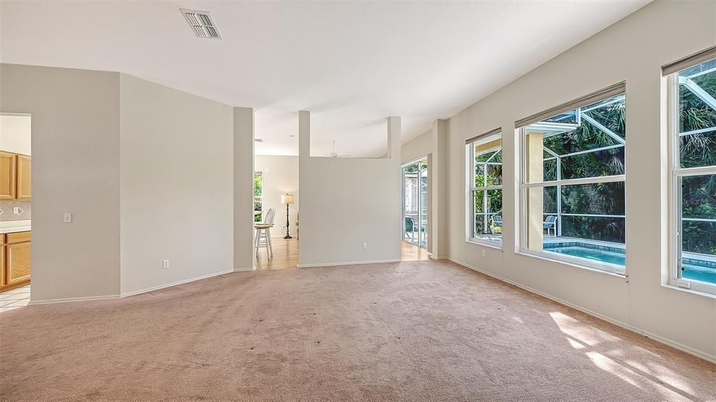 For Sale: $525,000 (3 beds, 2 baths, 2039 Square Feet)