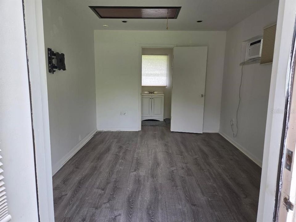 На продажу: $749,900 (4 спален, 3 ванн, 1802 Квадратных фут)
