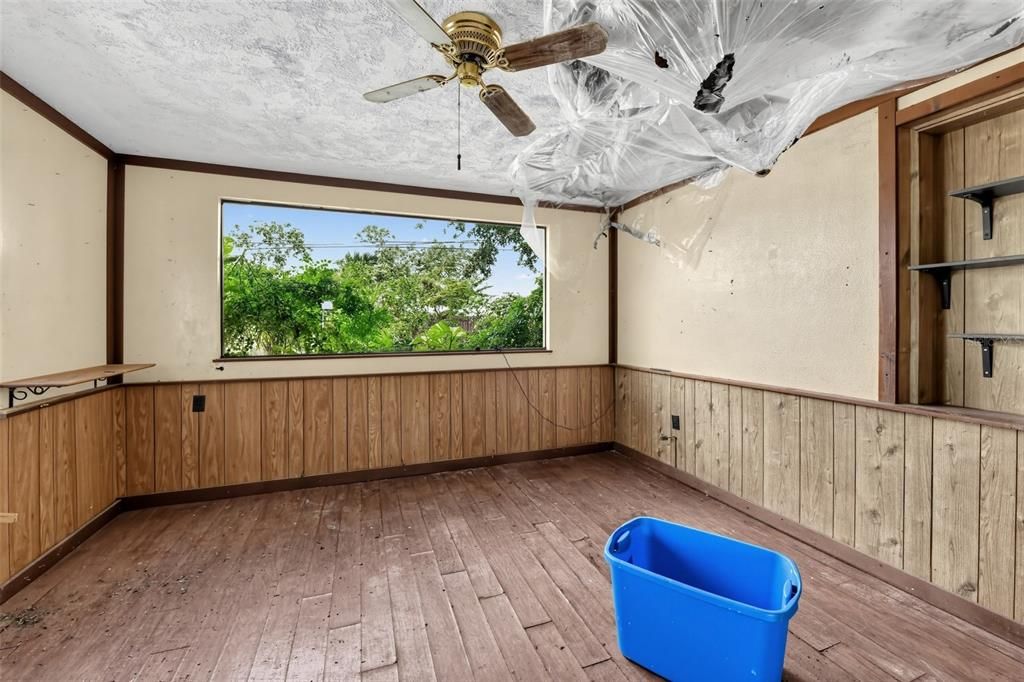 For Sale: $339,000 (3 beds, 2 baths, 1455 Square Feet)