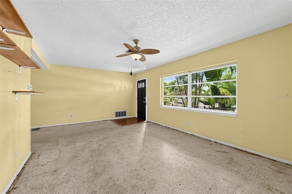 For Sale: $339,000 (3 beds, 2 baths, 1455 Square Feet)