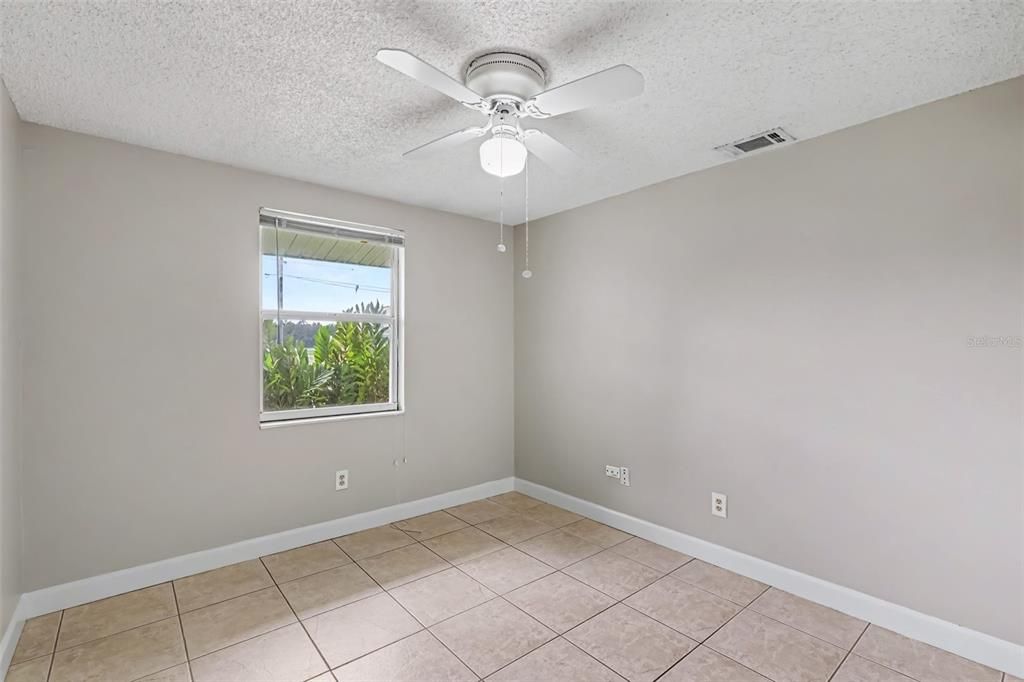 For Sale: $439,900 (3 beds, 2 baths, 1660 Square Feet)