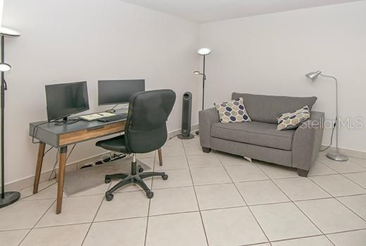 For Sale: $299,500 (3 beds, 2 baths, 1648 Square Feet)